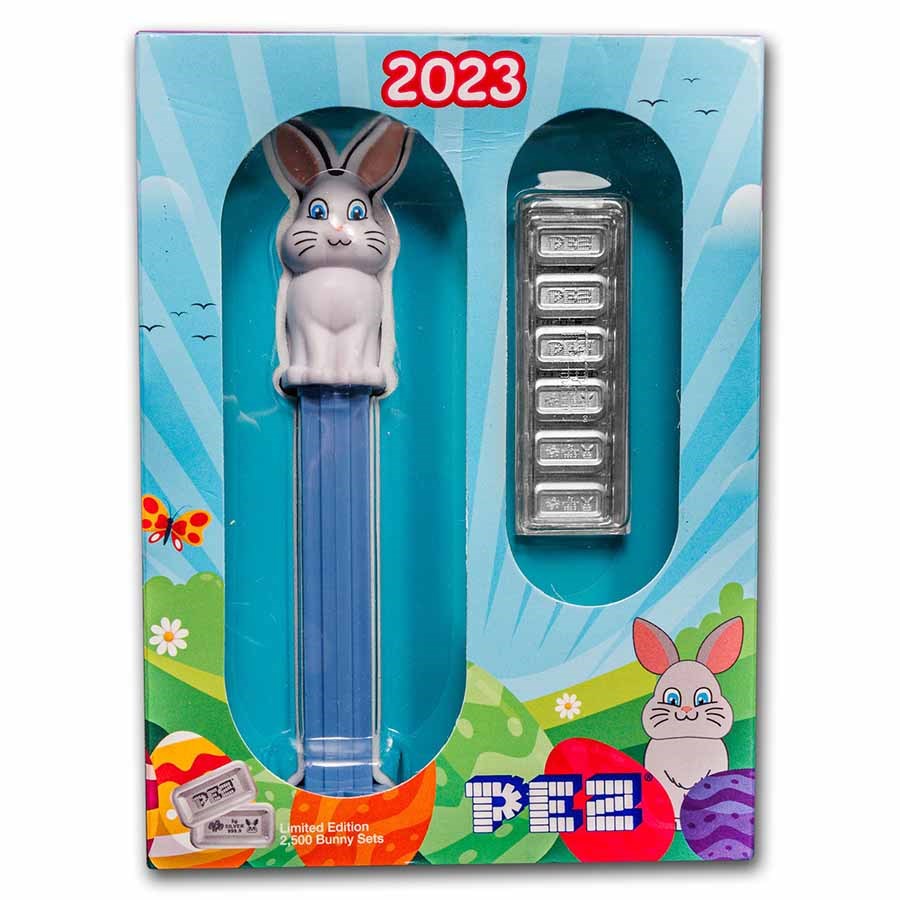 pez bunny 2023 dispenser -front pez bunny 2023 dispenser